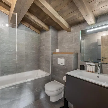 アパート Elegant Pres Des Pistes Avec Sauna, Hammam, Salle De Sport Et Parking Couvert - Fr-1-569-47 メジェーヴ